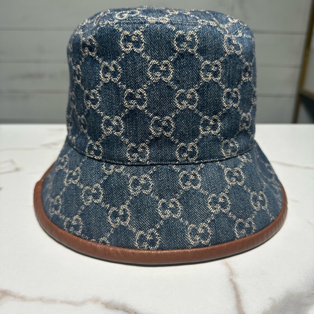 SOLD ❌❌❌Gucci Denim Bucket Hat Size L